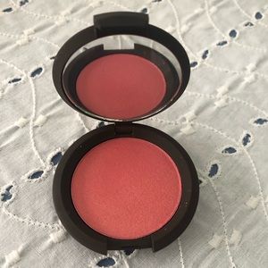 Becca luminous blush, snapdragon